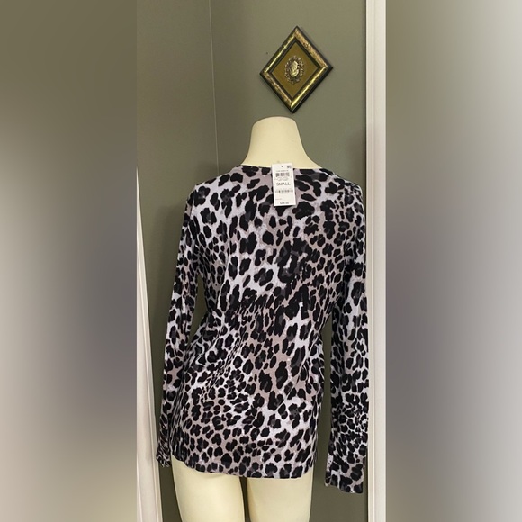 NWT JM Collection Cheetah-Print Crewneck Top, Gray Combo Women’s size Small - Picture 3 of 14